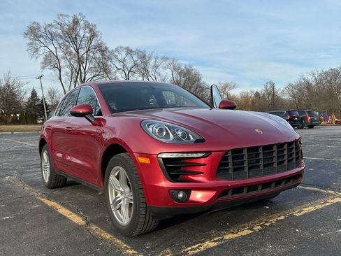 Used 2015 Porsche Macan S image 1