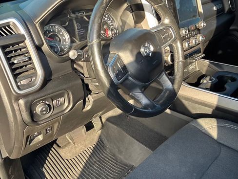 Used 2019 RAM 1500 Big Horn AWD/4WD image 10