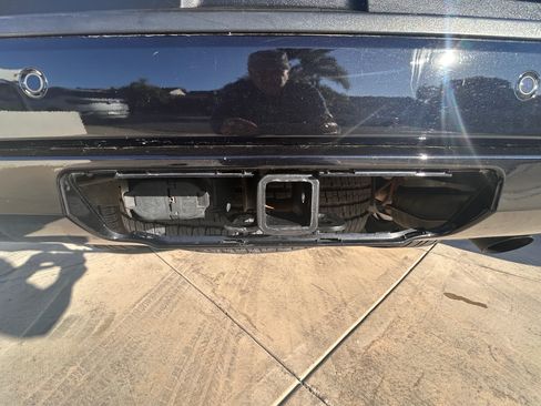 Used 2021 Ford Expedition XLT w/ Black Accent Package image 6