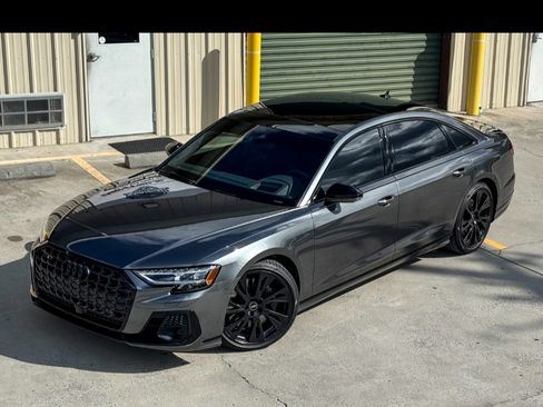 Used 2025 Audi S8 image 1