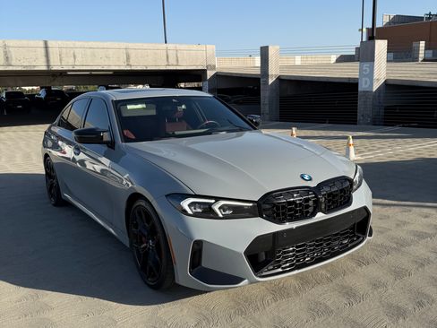 Used 2025 BMW M340i xDrive M340i xDrive Sedan 4D w/ Premium Package image 24