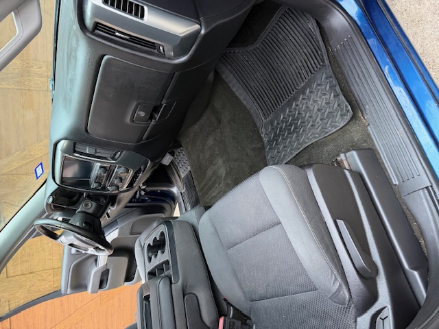 Used 2017 Chevrolet Silverado 1500 LT w/ LT Convenience Package RWD image 10