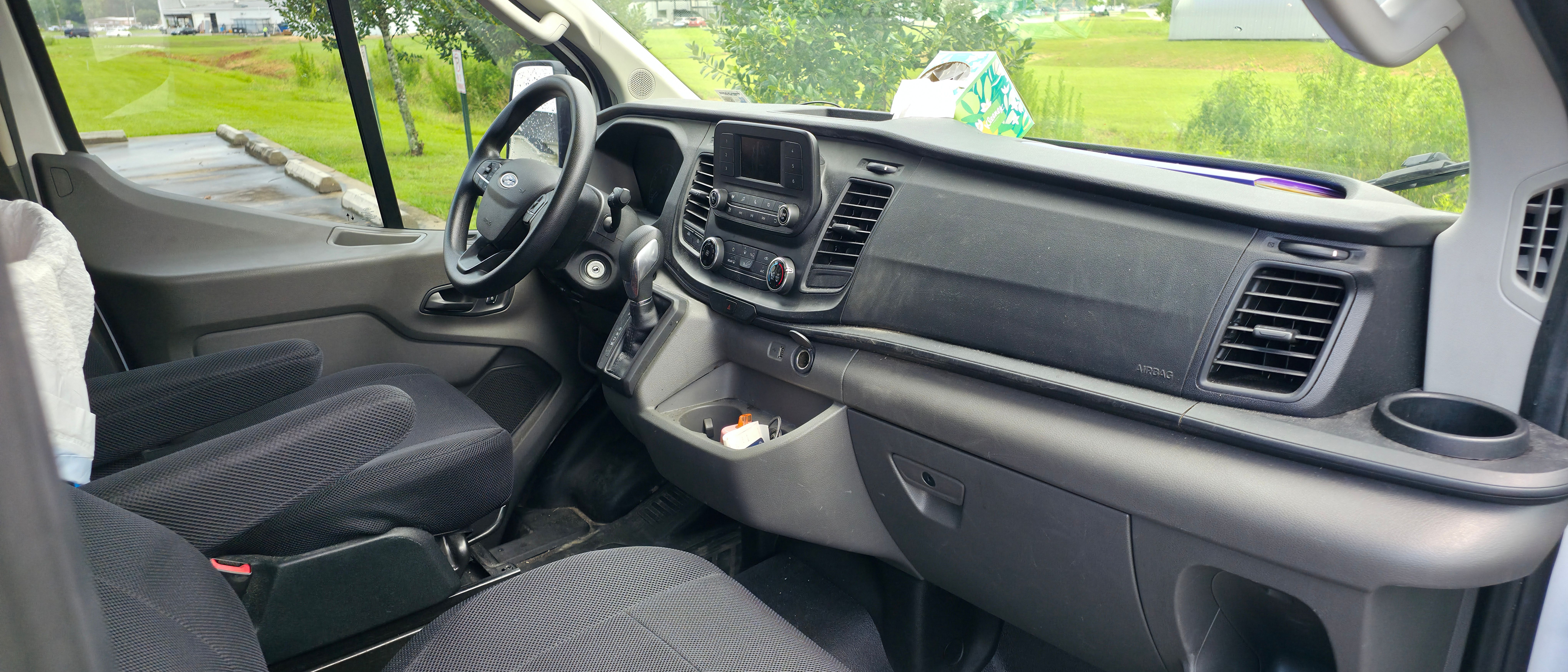 Used 2022 Ford Transit 250 Low Roof w/ Exterior Upgrade Package RWD image 8