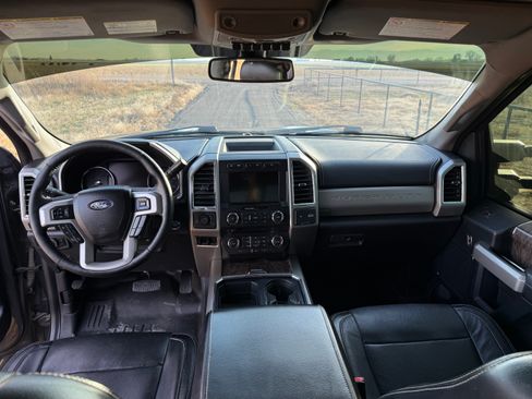 Used 2018 Ford F350 Lariat w/ Lariat Ultimate Package image 8