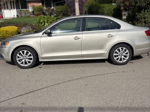 Used 2014 Volkswagen Jetta SE image 6