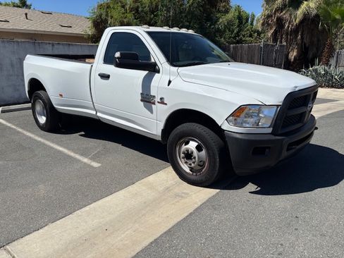 Used 2016 RAM 3500 Tradesman w/ Power & Remote Entry Group RWD image 14