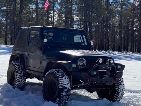 Used 1999 Jeep Wrangler Sahara image 4