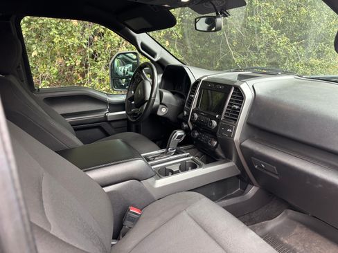 Used 2018 Ford F150 XLT w/ Equipment Group 302A Luxury RWD image 13