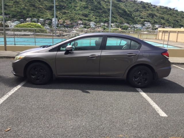Used 2013 Honda Civic LX image 2