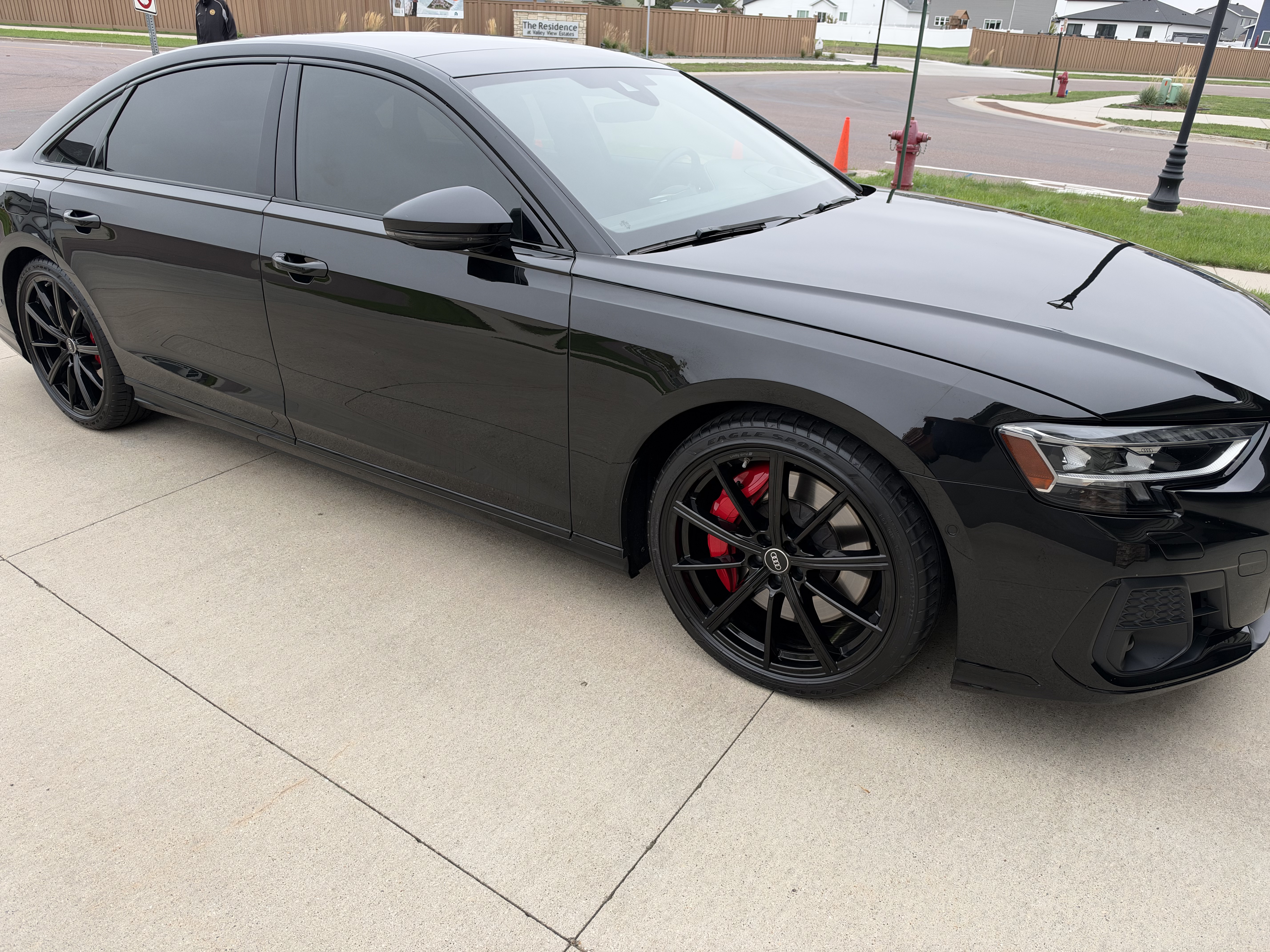 Used 2022 Audi S8 AWD/4WD image 12