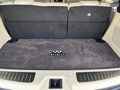 Used 2024 INFINITI QX80 Sensory image 23
