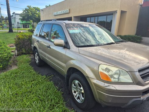 Used 2003 Honda Pilot EX image 2
