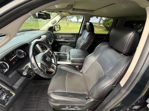 Used 2016 RAM 1500 Laramie w/ Convenience Group image 4