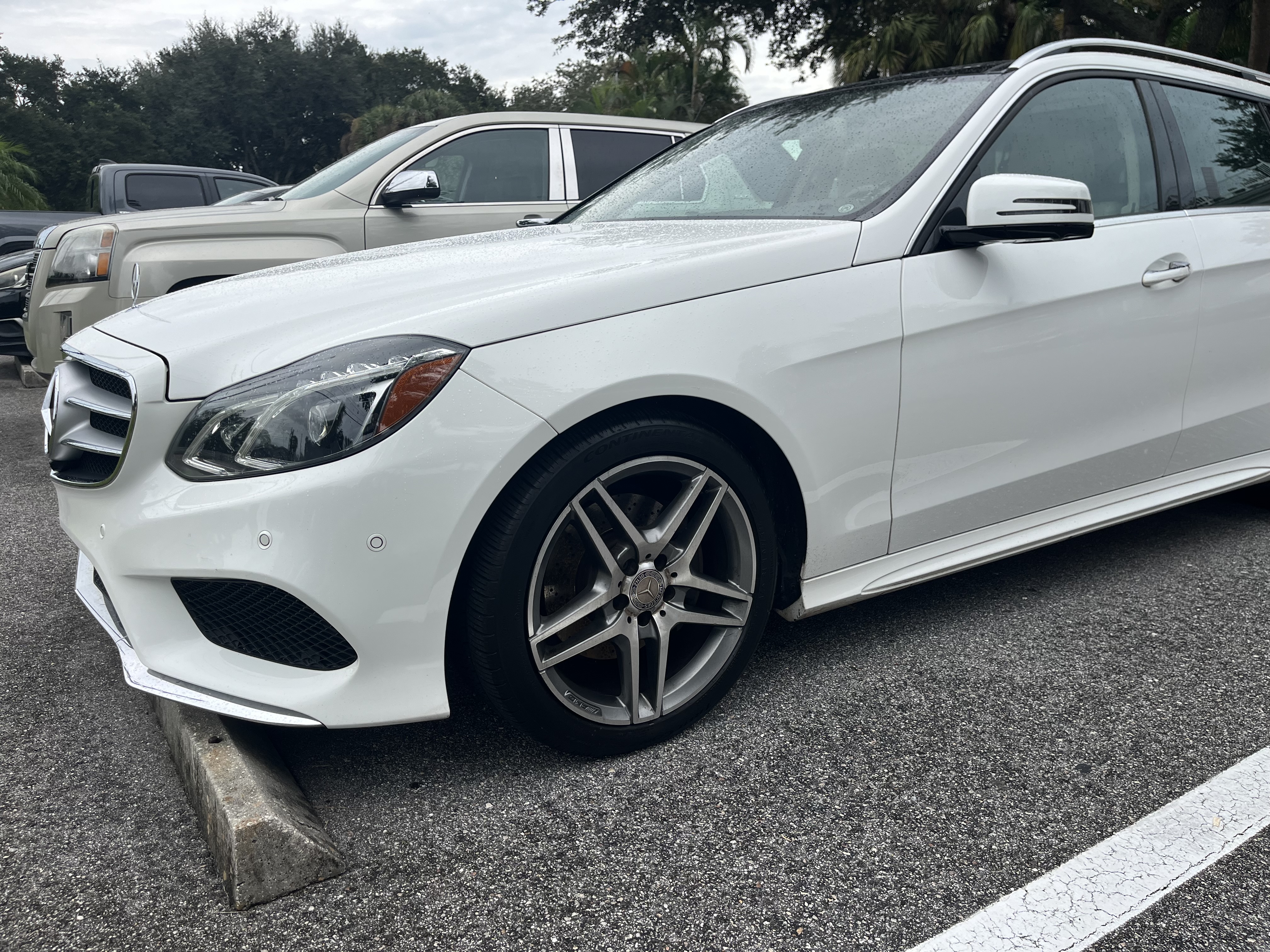Used 2014 Mercedes-Benz E 350 4MATIC Wagon image 10