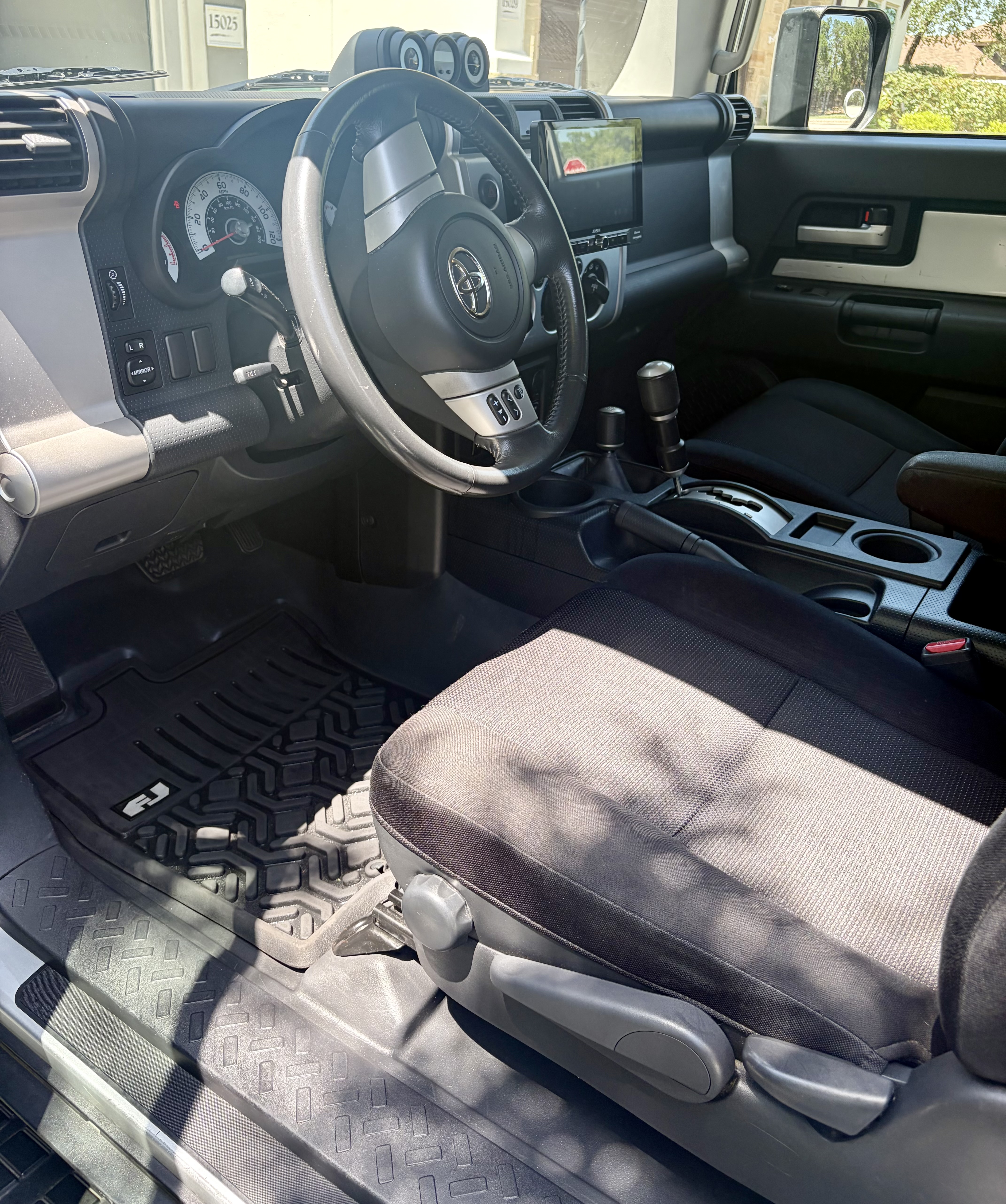 Used 2008 Toyota FJ Cruiser 4WD image 9