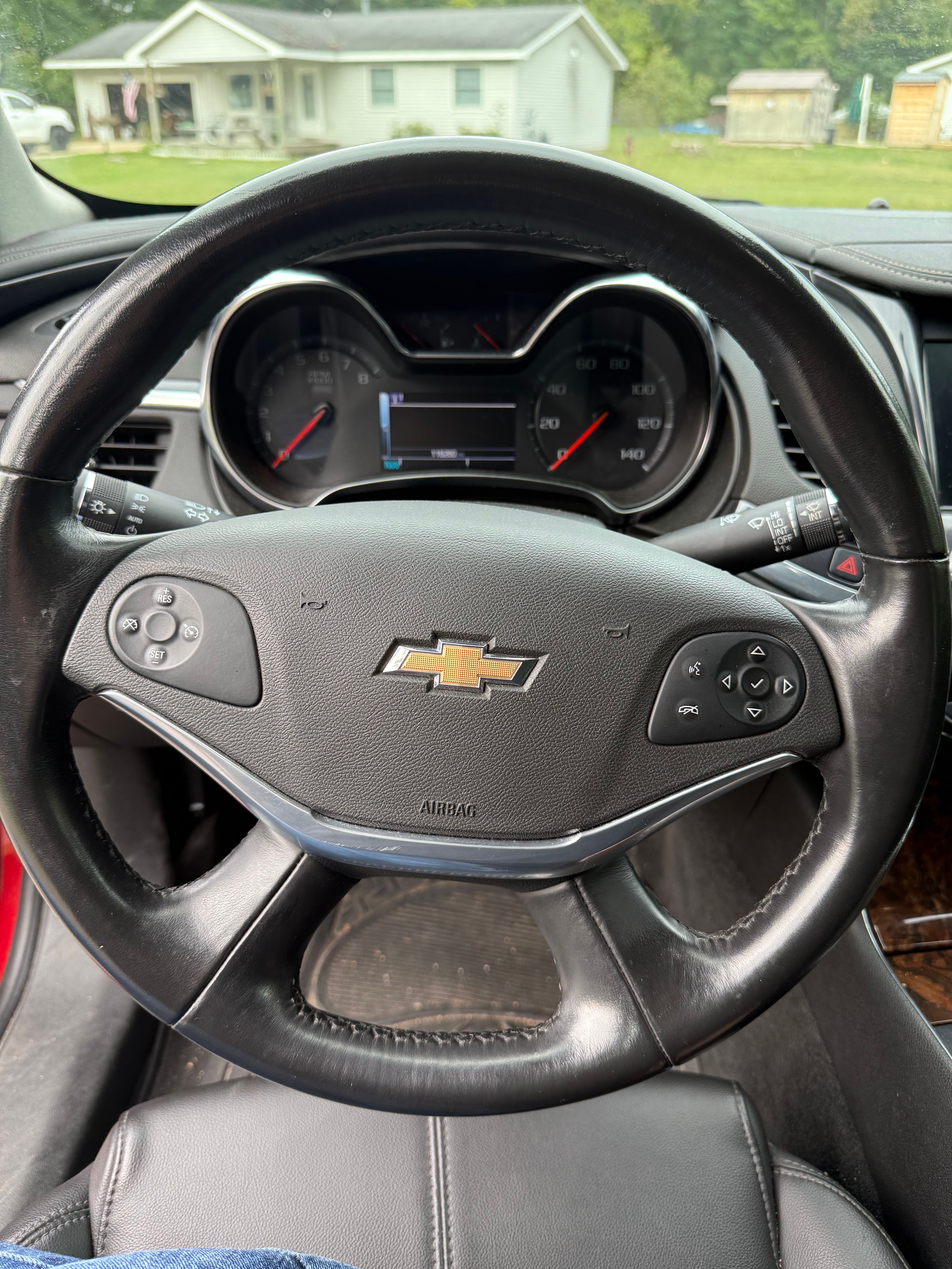 Used 2015 Chevrolet Impala LT w/ Convenience Package FWD image 13