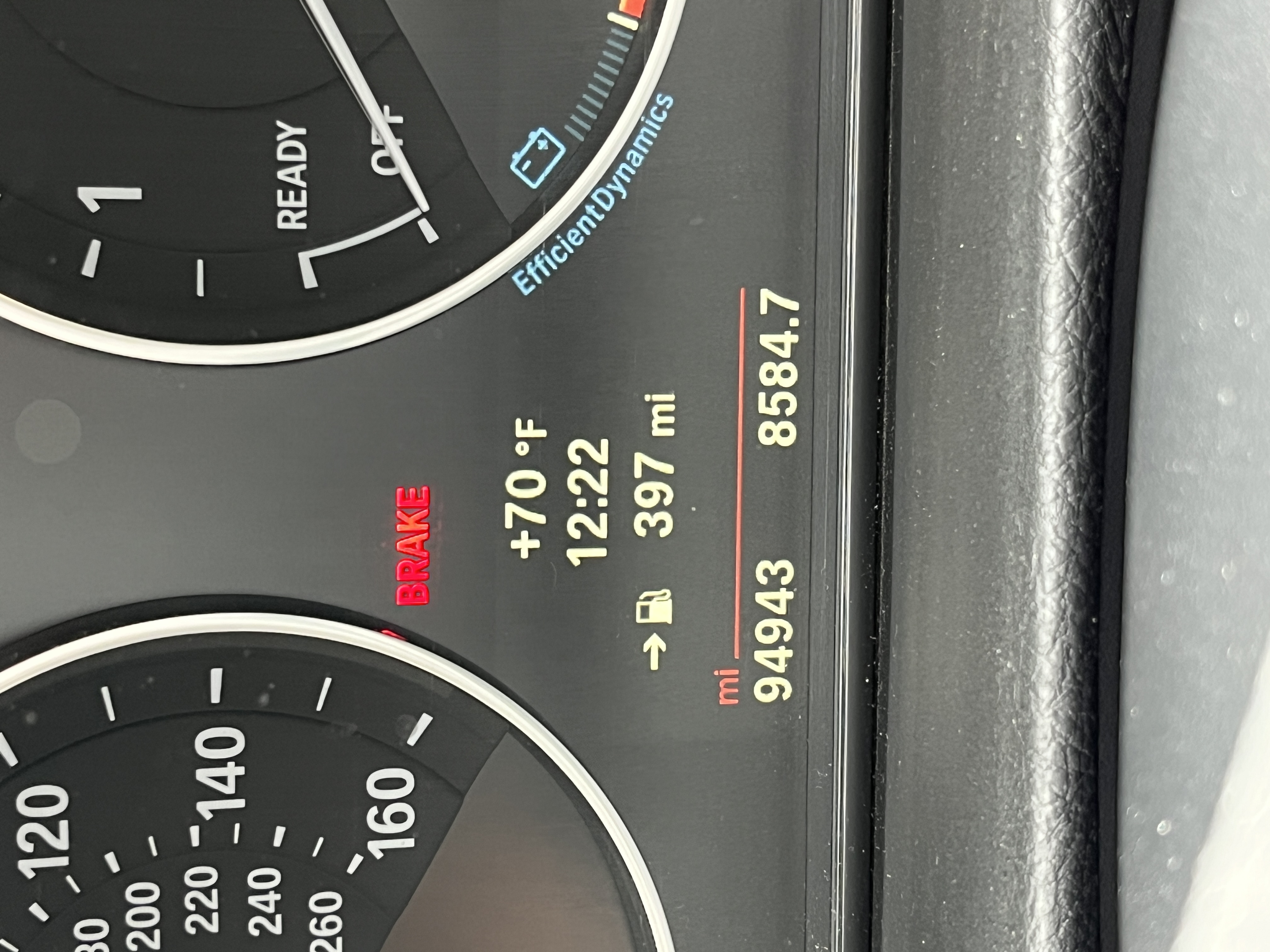 Used 2014 BMW 320i xDrive Sedan AWD/4WD image 15