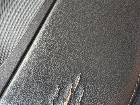 Used 2011 Chevrolet Tahoe LS image 18