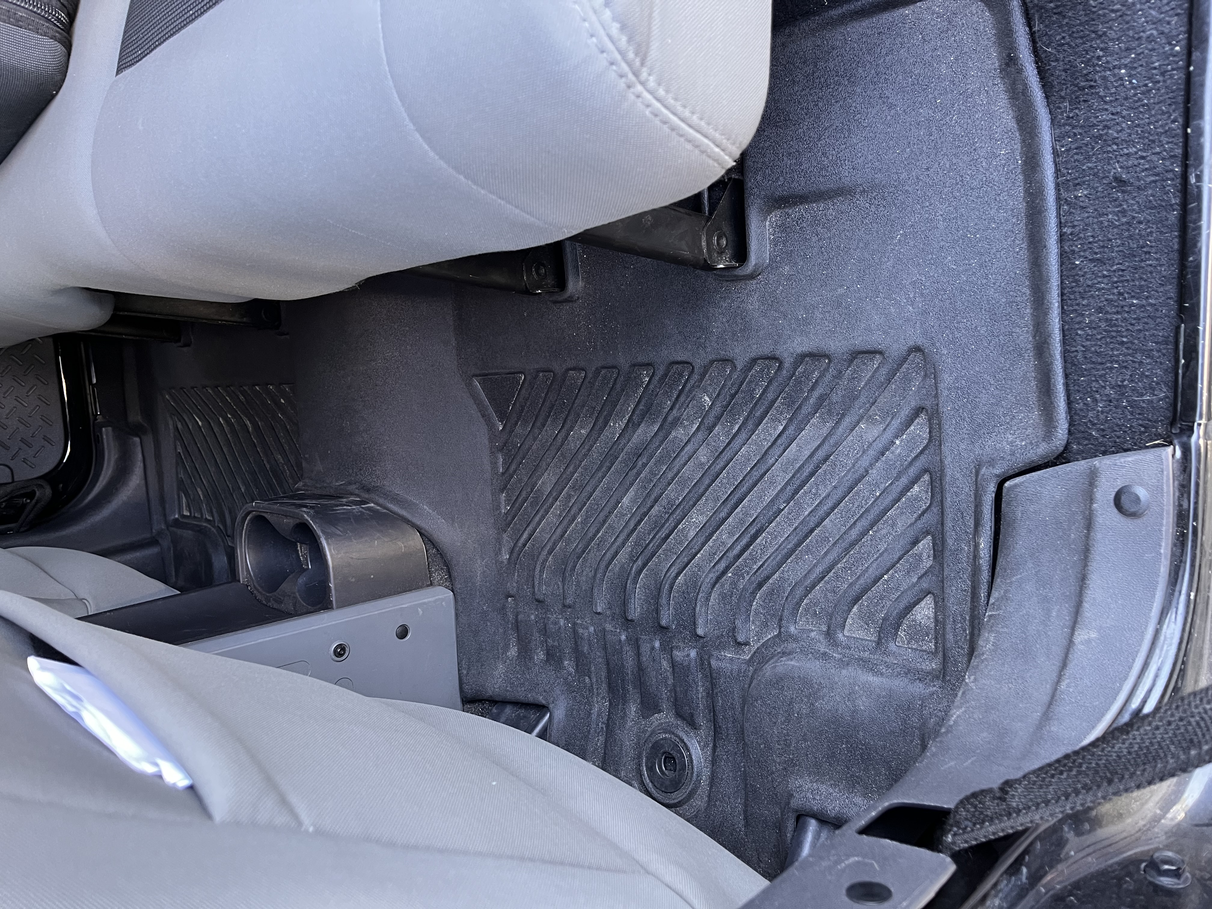 Used 2010 Jeep Wrangler Unlimited Sport AWD/4WD image 14