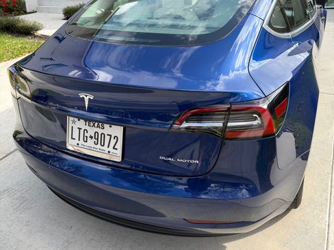 Used 2018 Tesla Model 3 Long Range image 23