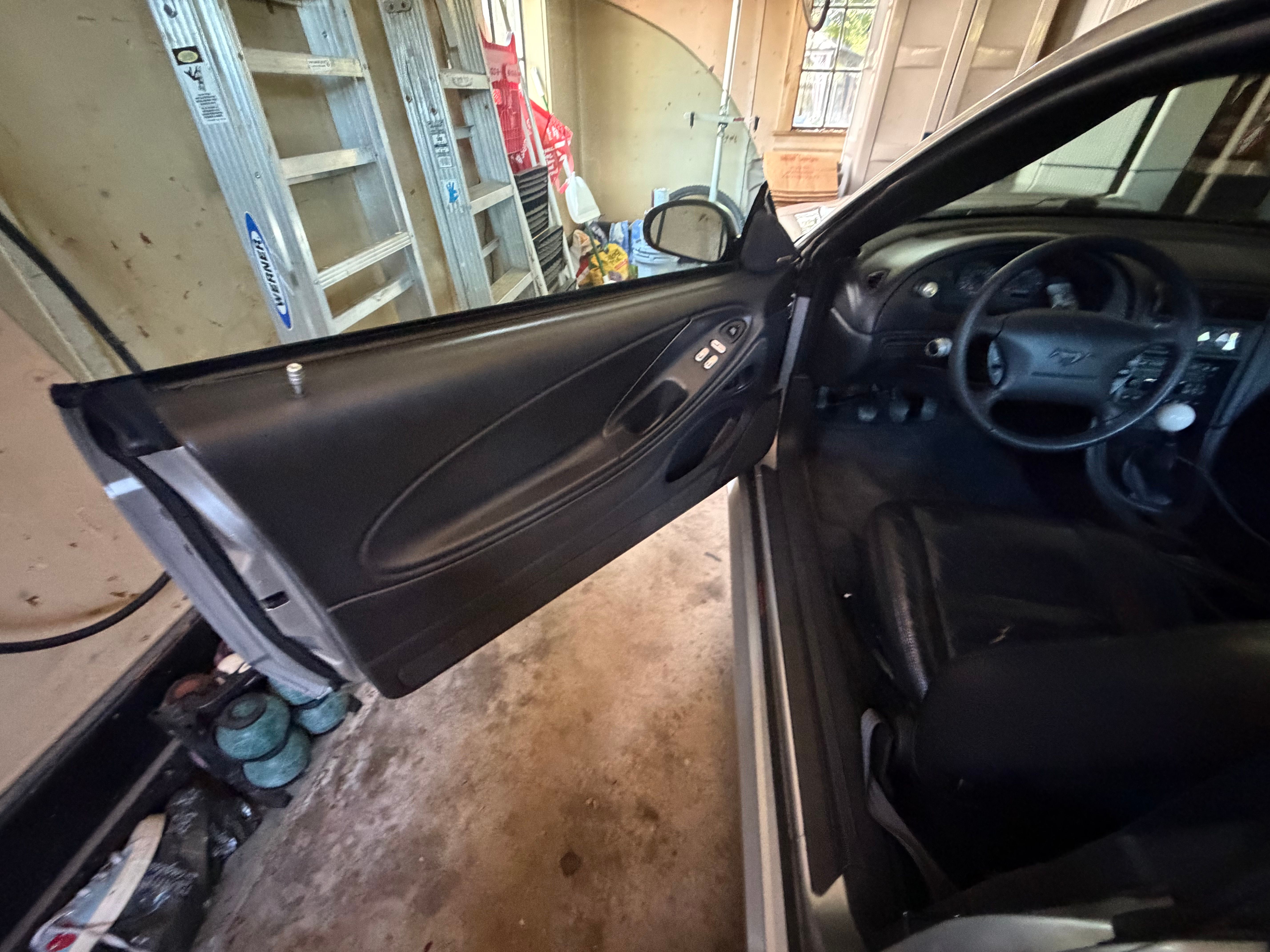 Used 2004 Ford Mustang GT RWD image 13