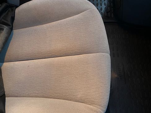 Used 2007 Kia Sedona LX image 20