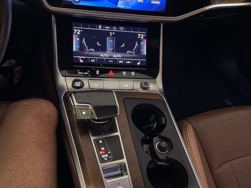 Used 2022 Audi A6 Premium Plus w/ Premium Plus Package image 14