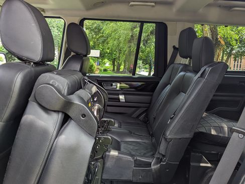 Used 2012 Land Rover LR4 HSE AWD/4WD image 14