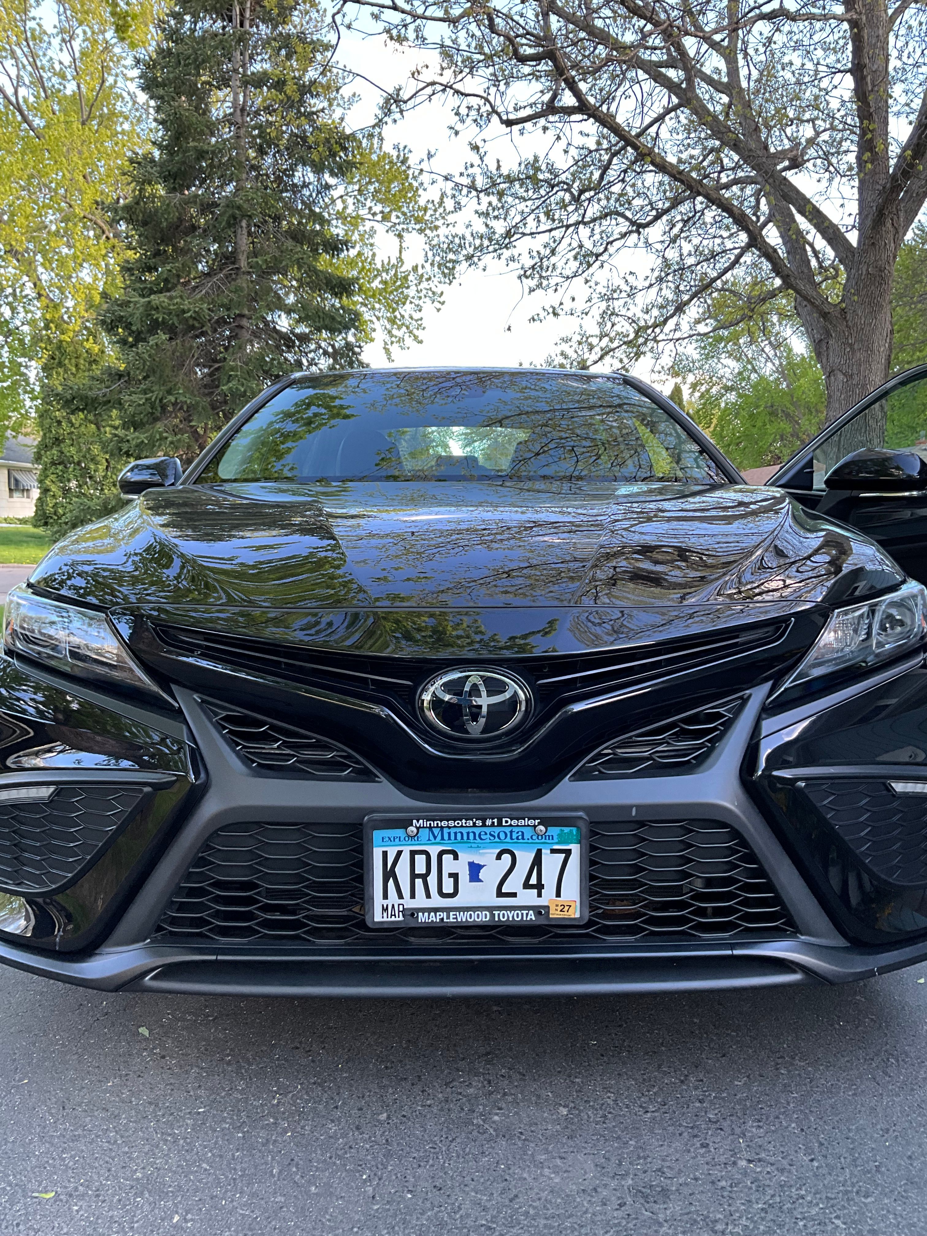 Used 2023 Toyota Camry SE FWD image 4