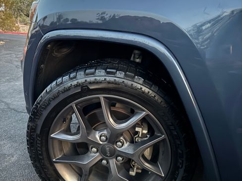 Used 2021 Jeep Grand Cherokee Limited w/ Quick Order Package 28K 80th AWD/4WD image 9