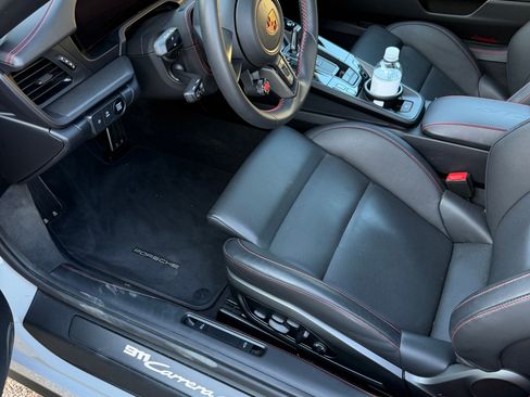 Used 2025 Porsche 911 GTS image 10