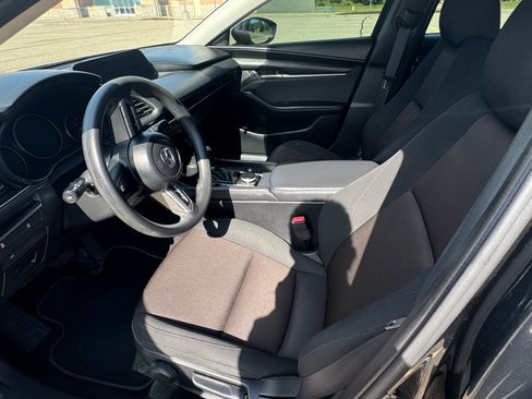 Used 2021 MAZDA MAZDA3 s FWD image 18