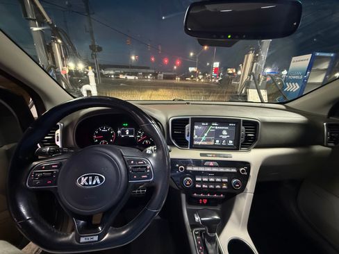 Used 2018 Kia Sportage SX image 20