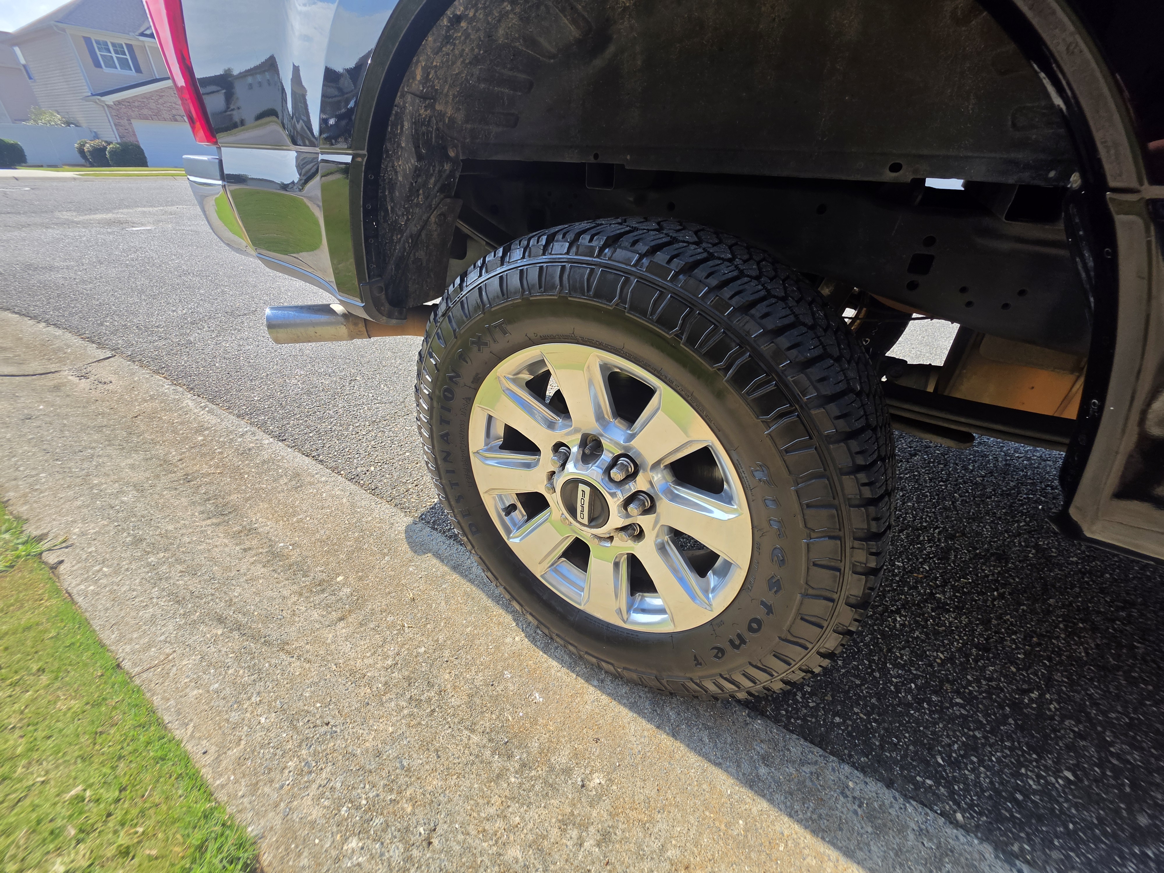 Used 2017 Ford F250 Lariat w/ Chrome Package AWD/4WD image 18