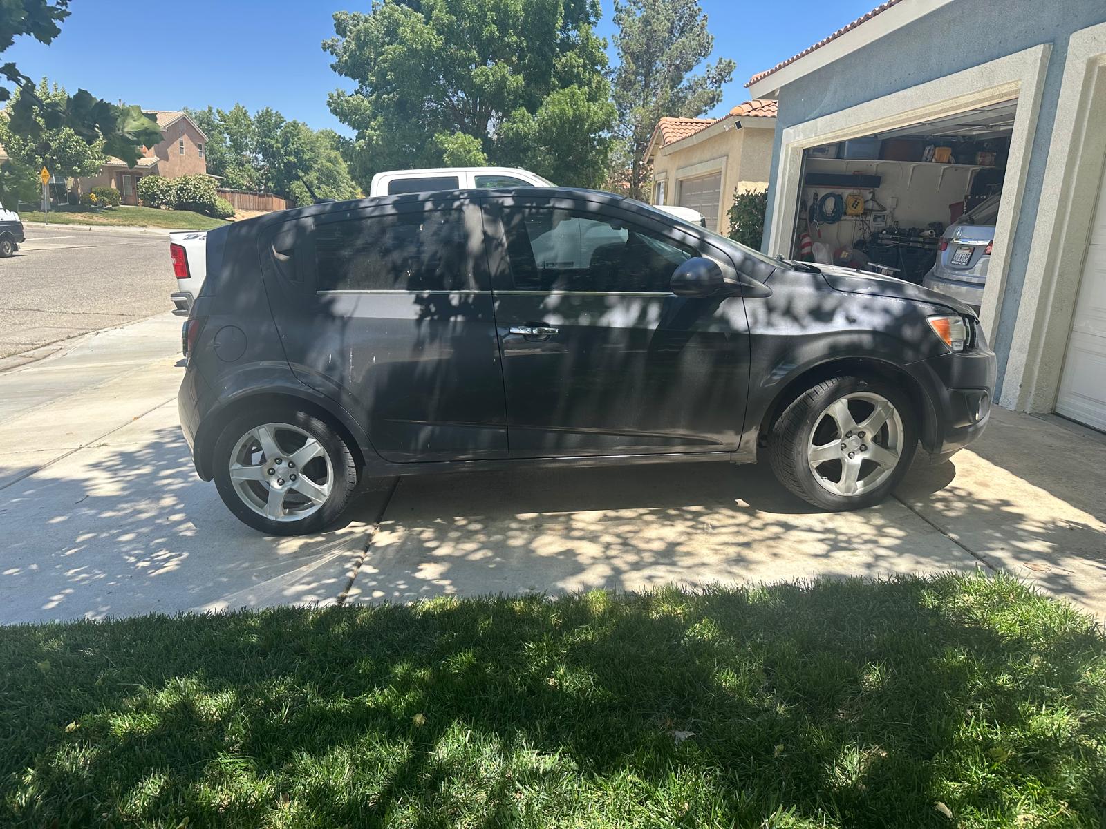 Used 2013 Chevrolet Sonic LTZ FWD image 12