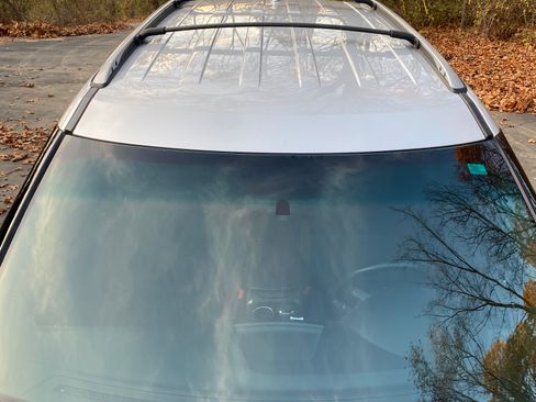 Used 2016 Ford Explorer XLT image 28