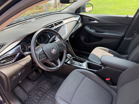 Used 2021 Buick Encore GX Select w/ Sport Touring Package FWD image 8