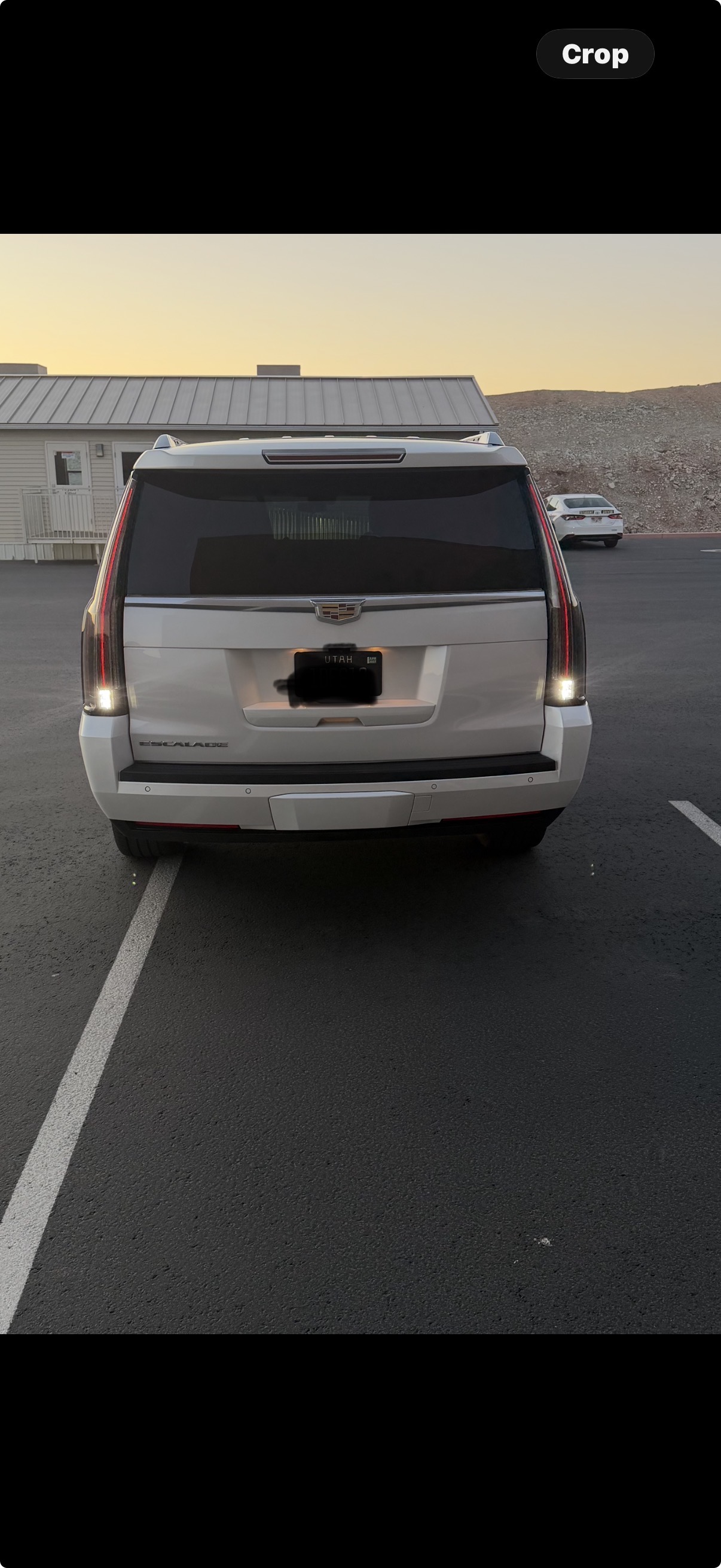 Used 2018 Cadillac Escalade ESV Platinum AWD/4WD image 10