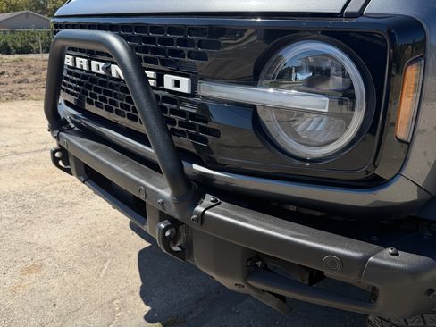 Used 2023 Ford Bronco Wildtrak AWD/4WD image 10