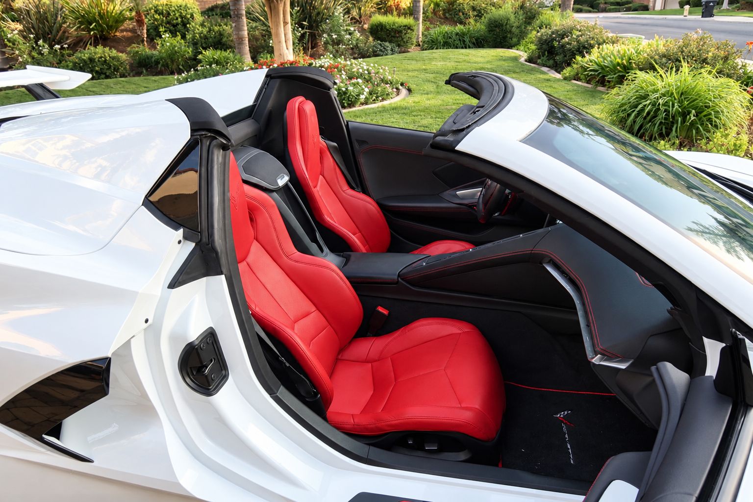 Used 2022 Chevrolet Corvette Stingray Convertible w/ 1LT RWD image 18
