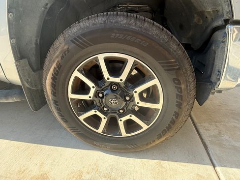 Used 2016 Toyota Tundra SR5 w/ TRD Off Road Package image 13