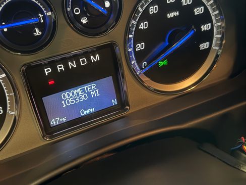 Used 2014 Cadillac Escalade Premium image 10