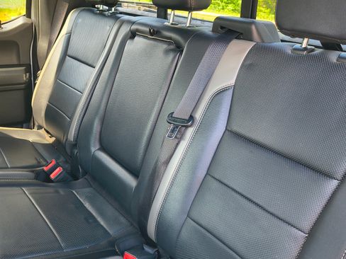 Used 2018 Ford F150 Raptor w/ Equipment Group 801A Mid AWD/4WD image 12