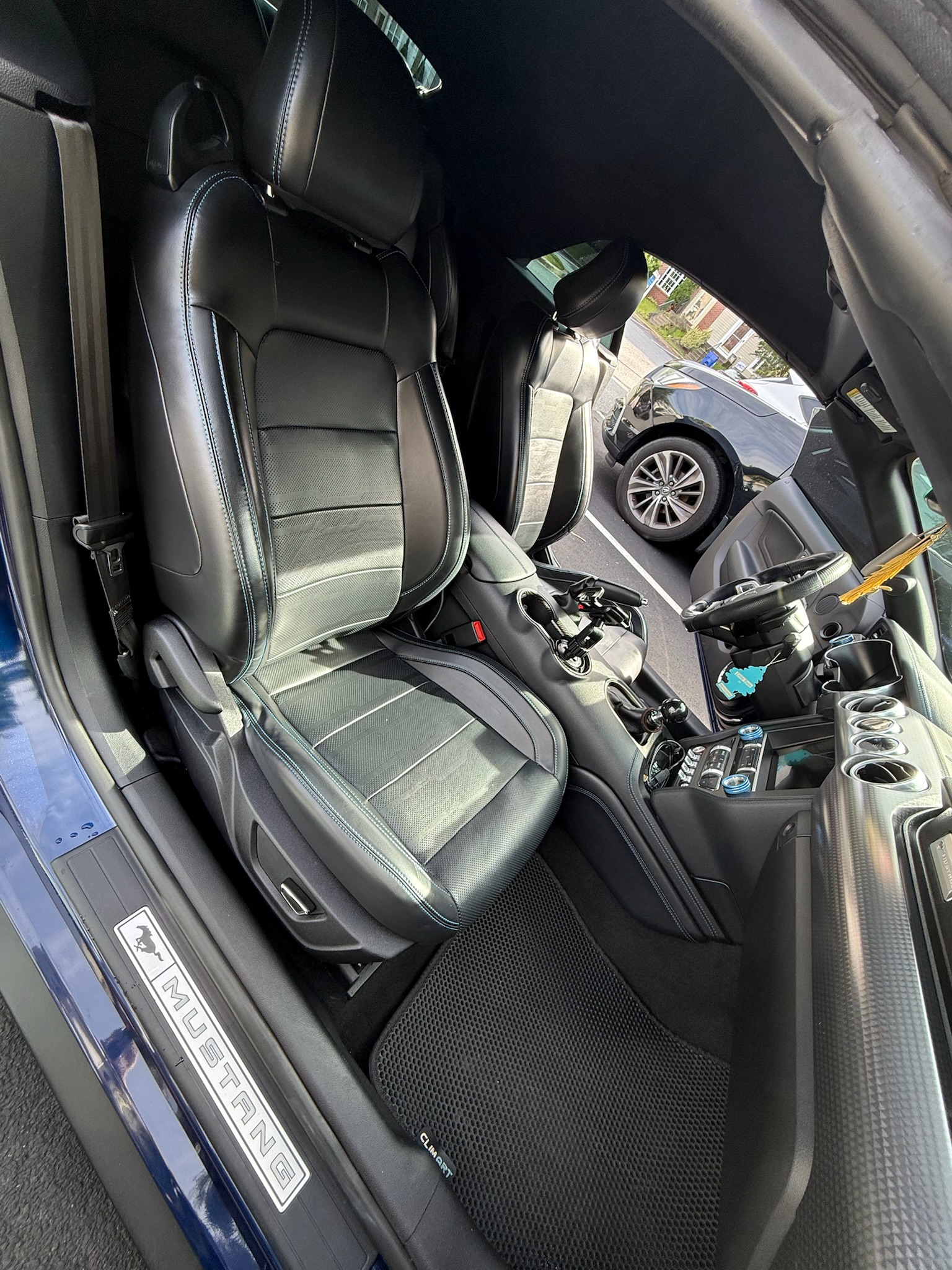 Used 2019 Ford Mustang GT Premium w/ GT Performance Package RWD image 10