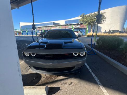 Used 2018 Dodge Challenger R/T w/ Blacktop Package image 4