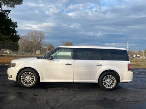 Used 2016 Ford Flex SEL AWD/4WD image 9