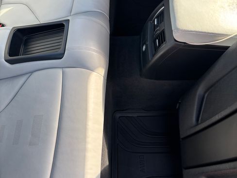 Used 2018 BMW M4 Coupe image 16