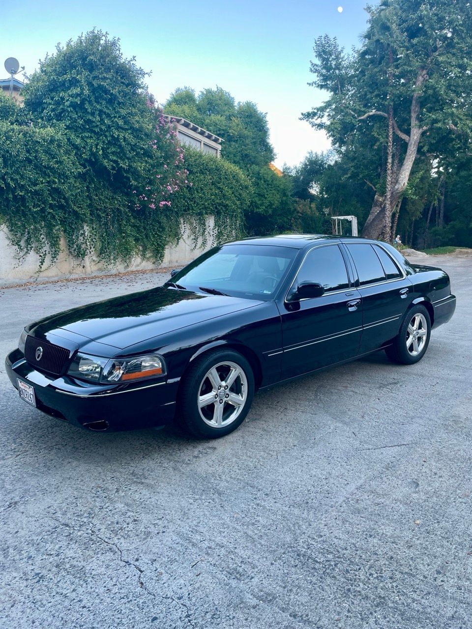 Used 2004 Mercury Marauder RWD image 2
