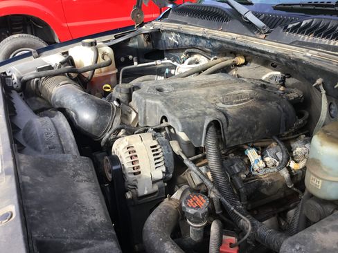 Used 2001 GMC Sierra 2500 SLE w/ Convenience Plus Group image 8