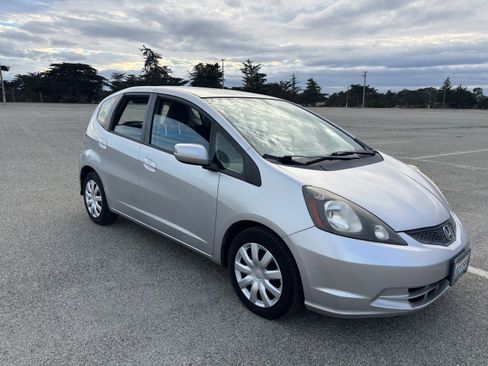 Used 2012 Honda Fit image 1